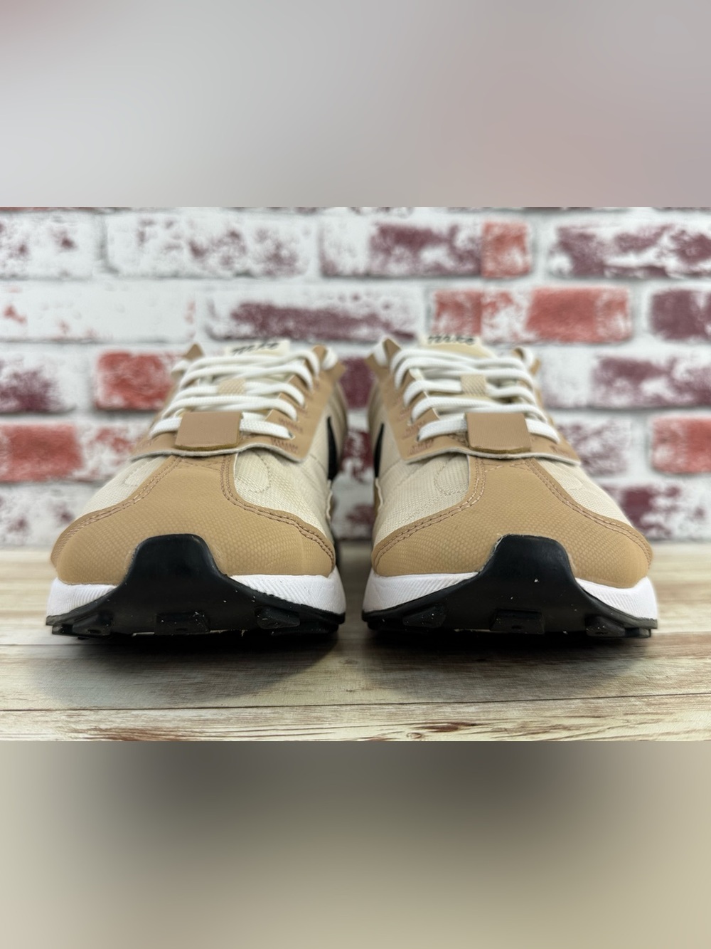 Women’s Nike Air Max Pre-Day Running-Gym Sneakers, Beige Oatmeal, US Size 7.5 - Picture 3 of 11
